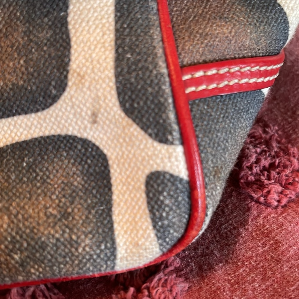 Dooney and Bourke Vintage Giraffe bag - Picture 4 of 12
